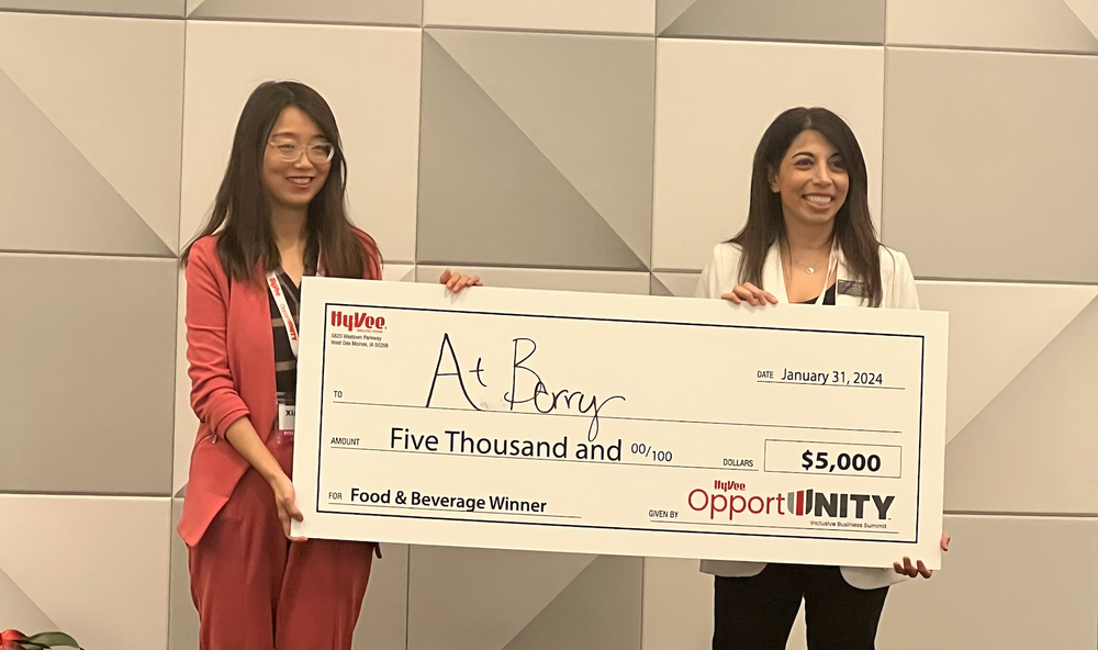A+ Berry Took Home A Top Pitch Competition Prize at the Hy-Vee OpportUNITY Inclusive Business Summit!